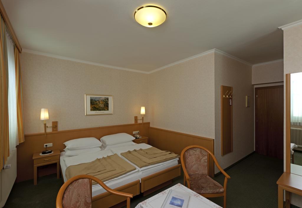 Hotel Hallerhof บาดฮัลล์ ภายนอก รูปภาพ